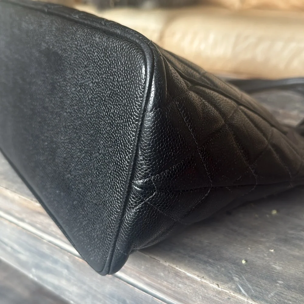 CHANEL Black Quilted Tote